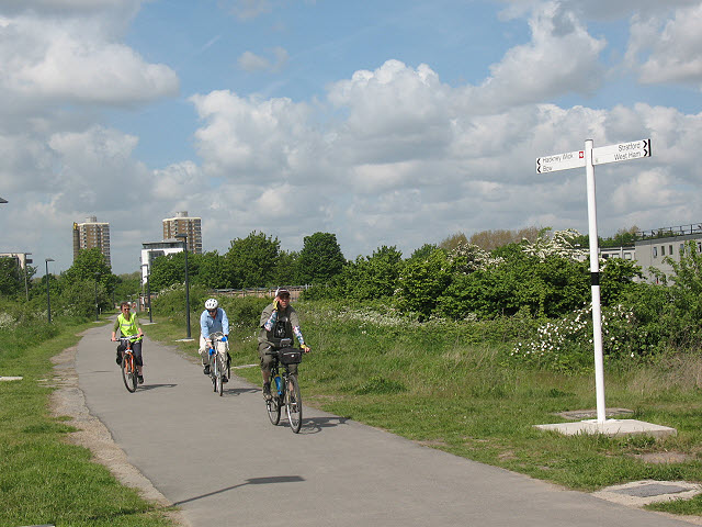 Image: Greenway being used by cyclists and pedestrians (Wikipedia: tbc)